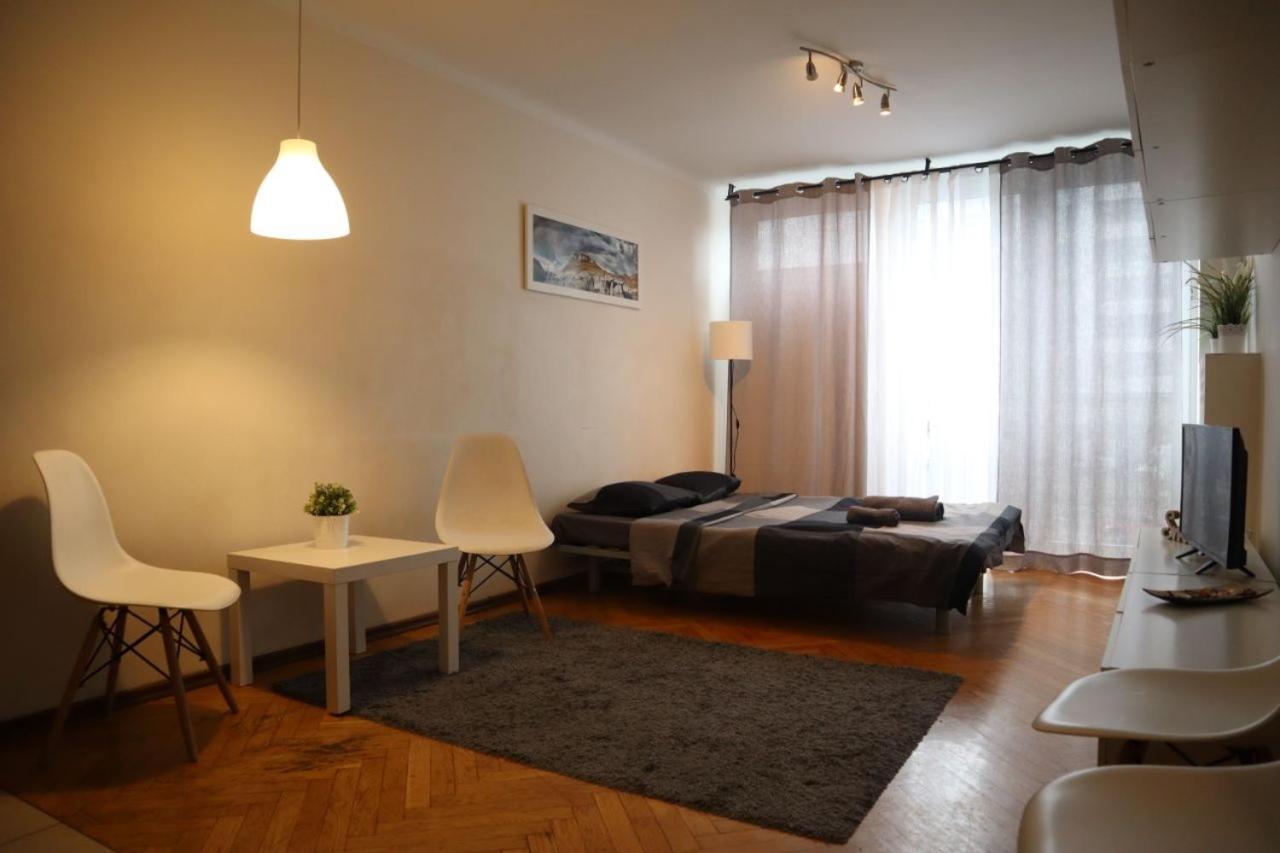 Samand Appartement Warschau Buitenkant foto